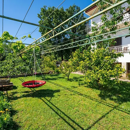 Emil-3 By Interhome شقة
